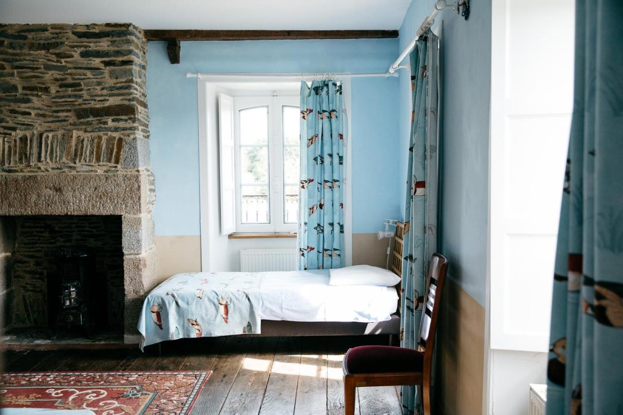 La Vieille Foulonniere : Chambres D'Hotes & Permaculture Понторсон Экстерьер фото
