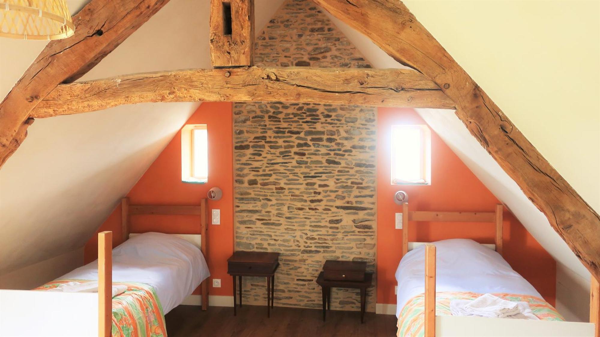 La Vieille Foulonniere : Chambres D'Hotes & Permaculture Понторсон Экстерьер фото